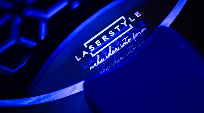 ���������LED�ڥ�饤�Ȥ�Ȥä����饱�åȤ����